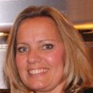 Meet your Posher, Candi